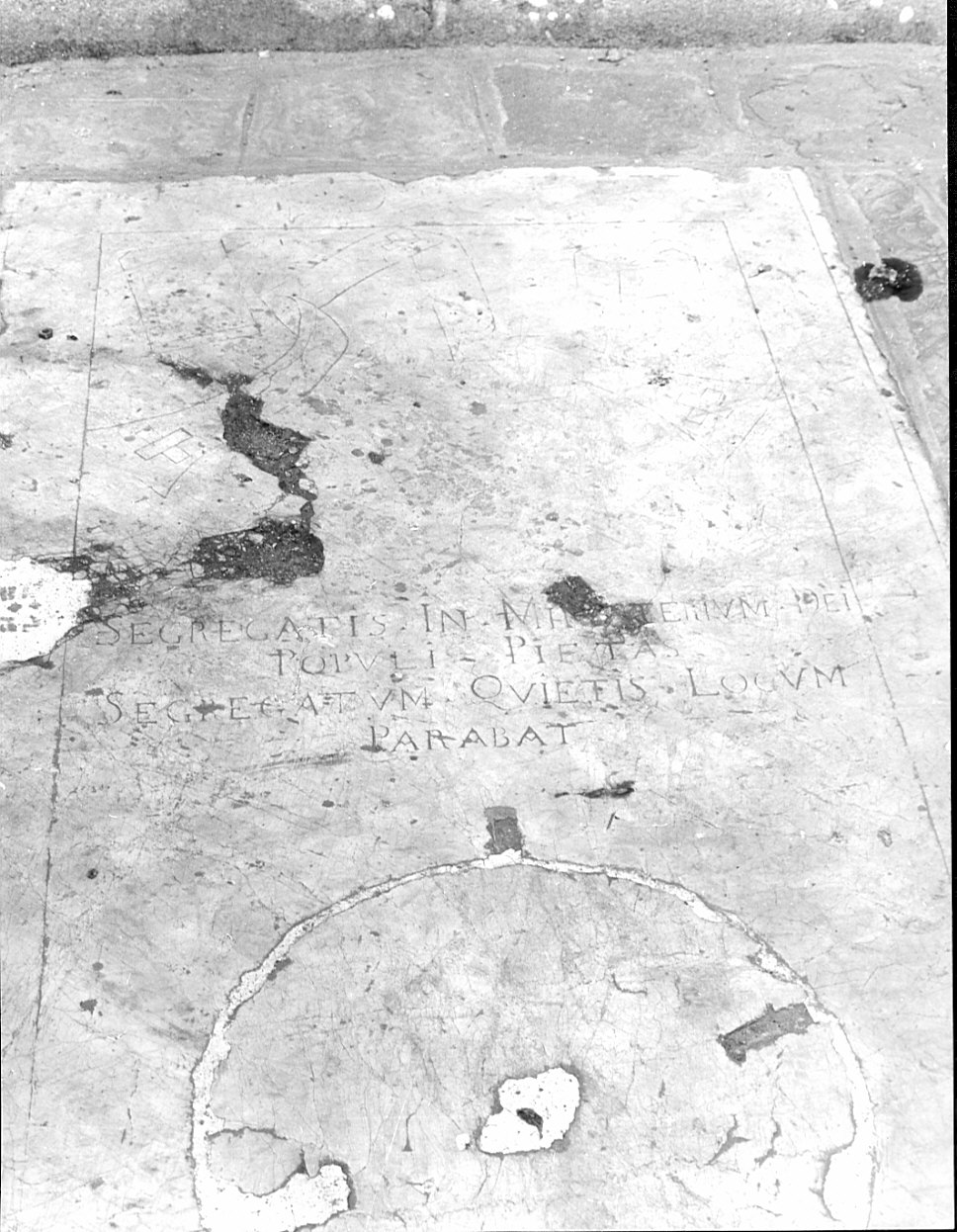 lapide tombale, opera isolata - bottega lombarda (sec. XVII)