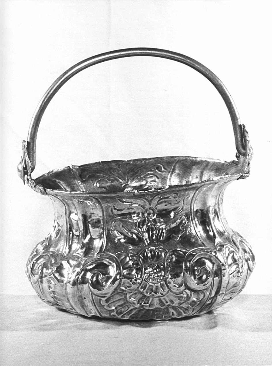 secchiello per l'acqua benedetta, opera isolata - bottega bergamasca (secc. XVII/ XVIII)
