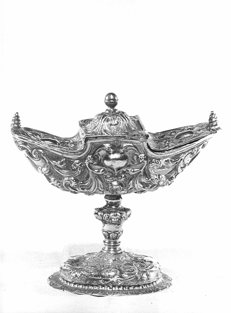 navicella portaincenso - a doppia valva, opera isolata - bottega lombarda (secc. XVII/ XVIII)