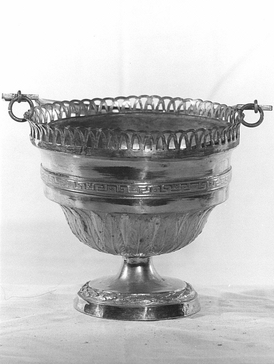 secchiello per l'acqua benedetta, opera isolata - bottega italiana (prima metà sec. XIX)