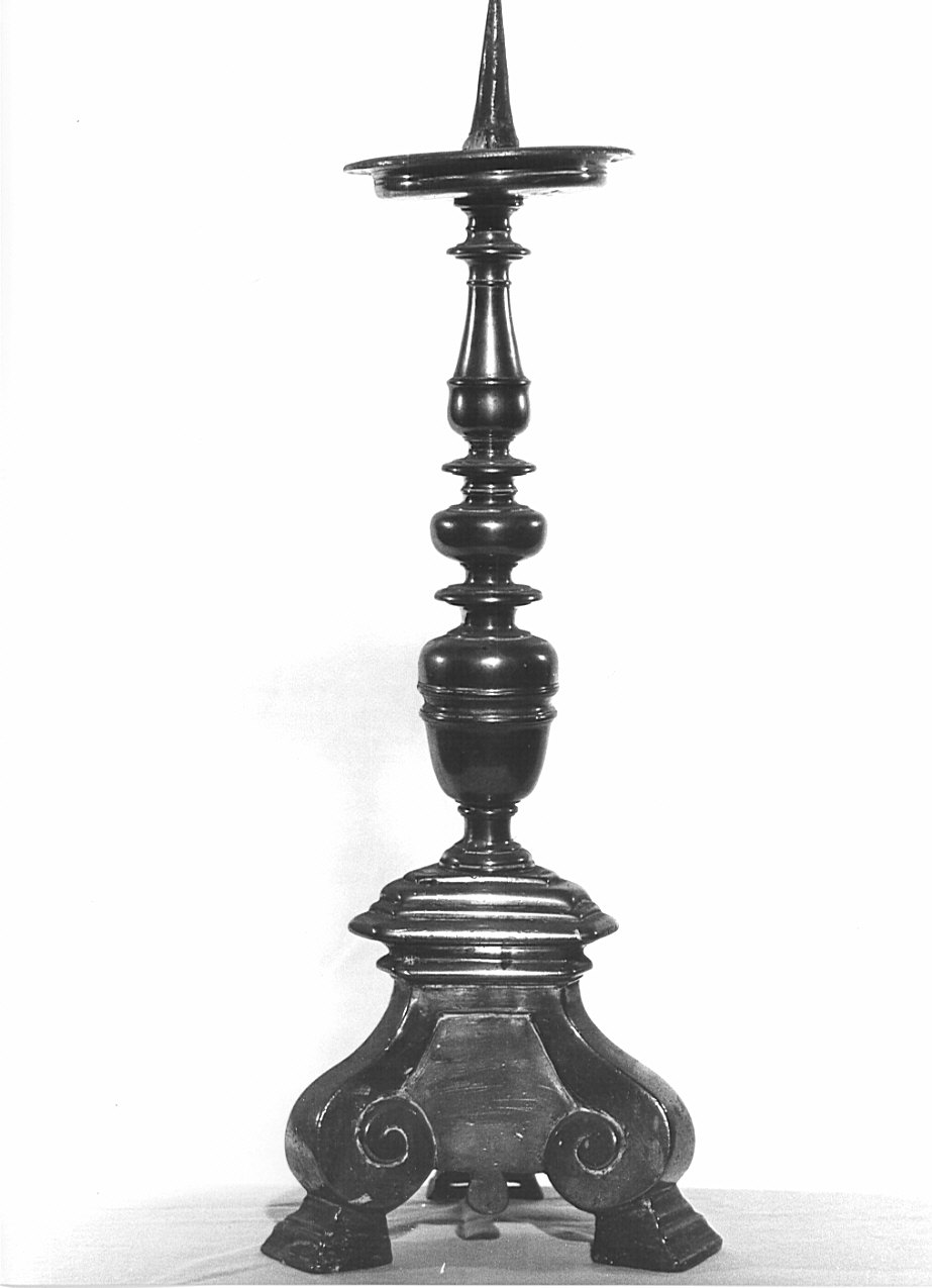 candeliere, serie - bottega lombarda (prima metà sec. XVIII)