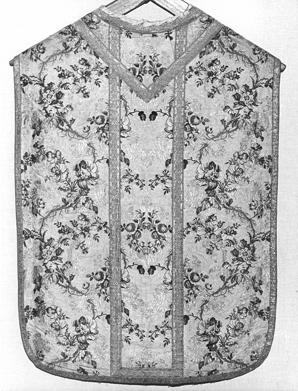 paramento liturgico, insieme - manifattura lombarda (seconda metà sec. XVIII)