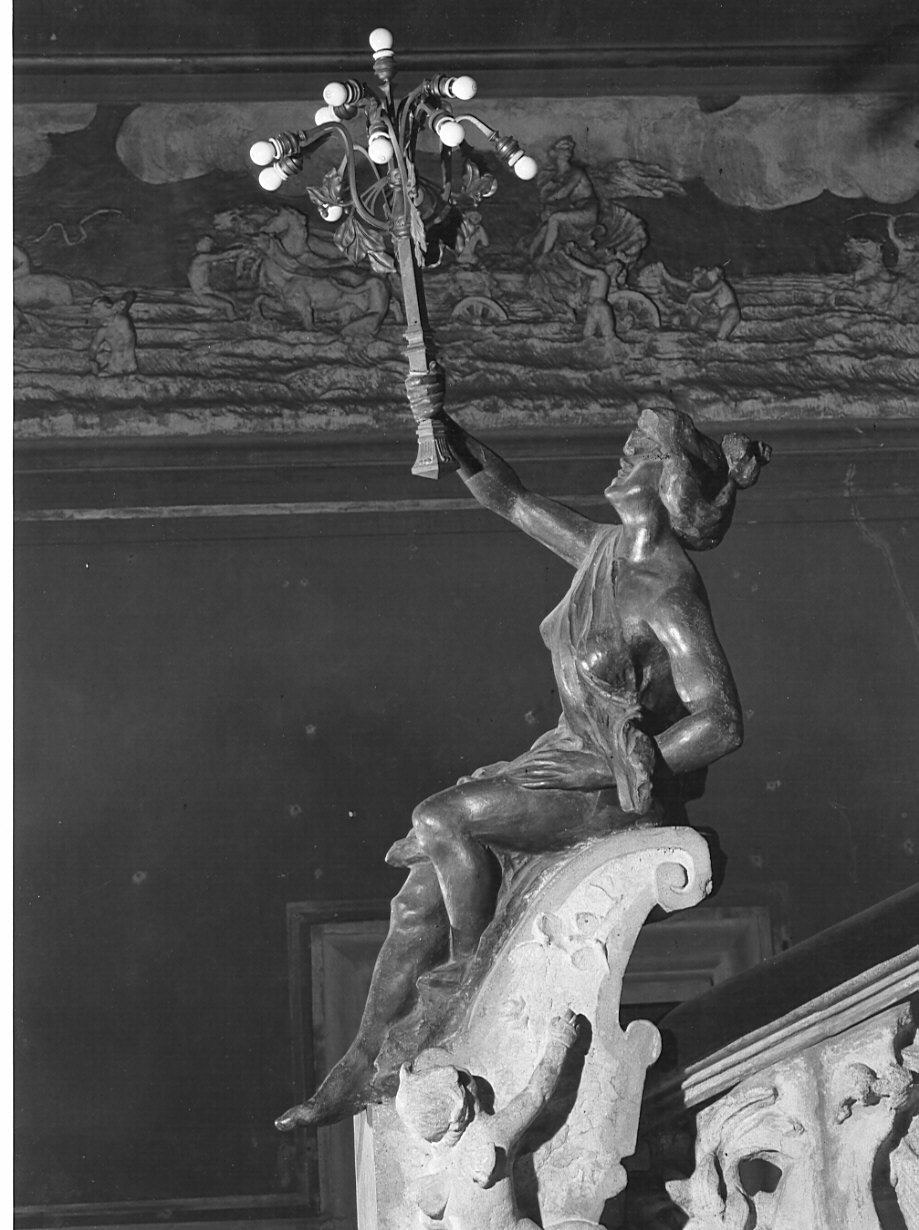 figura femminile (statua, opera isolata) - ambito lombardo (sec. XX)