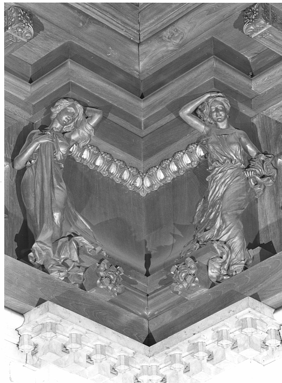 cariatide, elemento d'insieme di Quarti Eugenio (sec. XX)