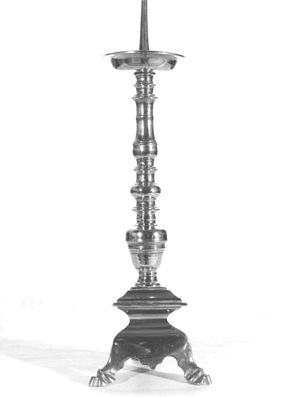 candeliere, coppia - bottega bergamasca (sec. XX)