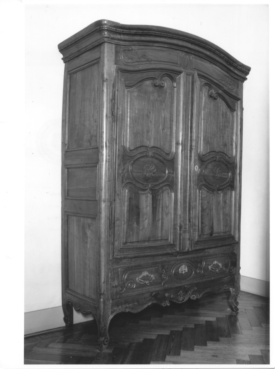 armadio, opera isolata - ambito Italia settentrionale (secondo quarto sec. XVIII)