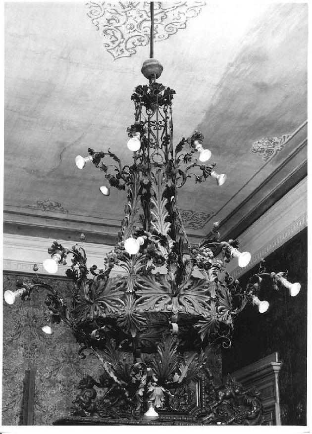 lampadario - a bracci, opera isolata - manifattura Italia settentrionale (fine/inizio secc. XIX/ XX)