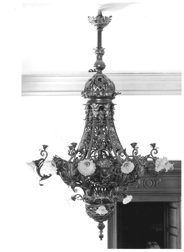 lampadario - a bracci, opera isolata - ambito Italia settentrionale (ultimo quarto sec. XIX)