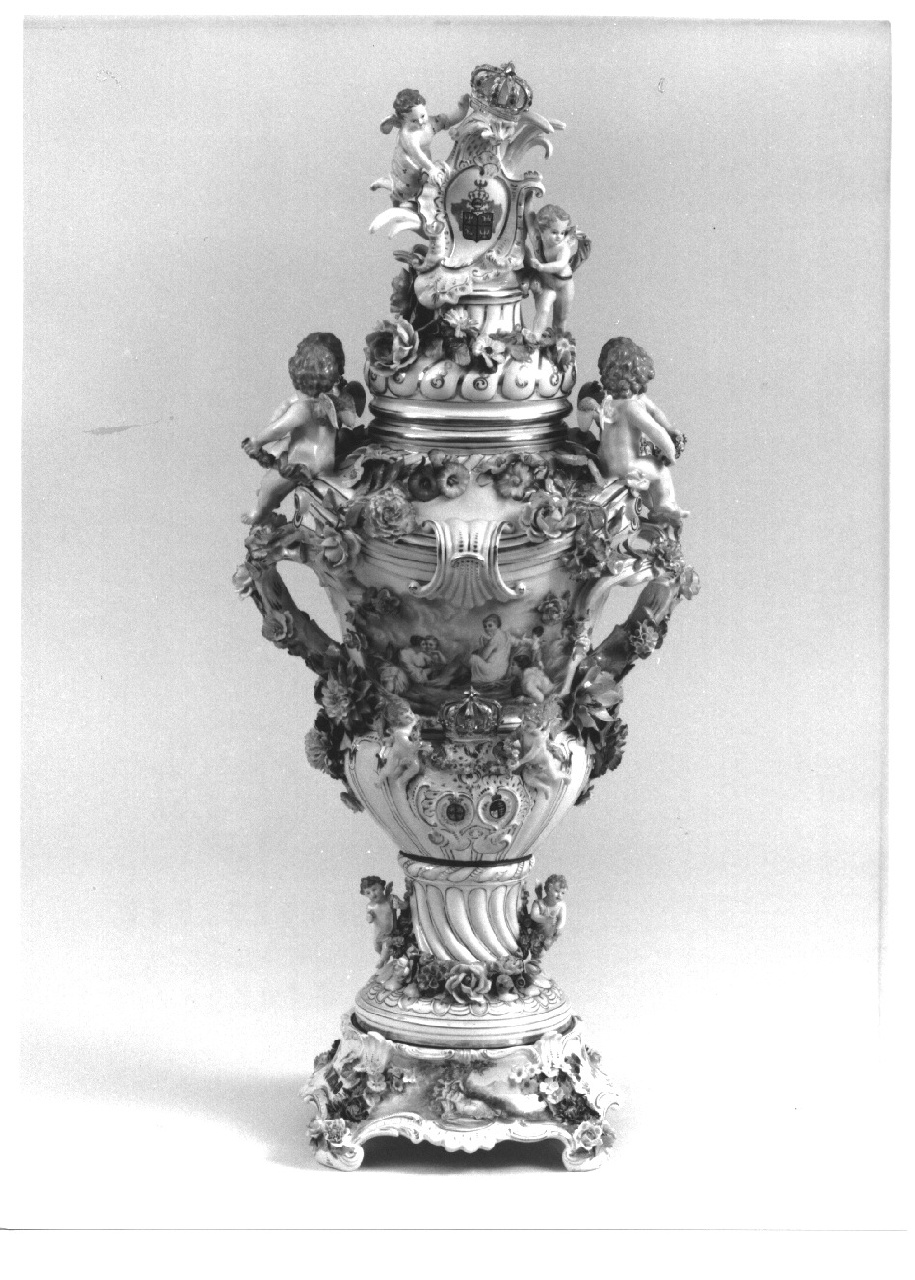 vaso, opera isolata - manifattura di Potschappel (seconda metà sec. XIX)