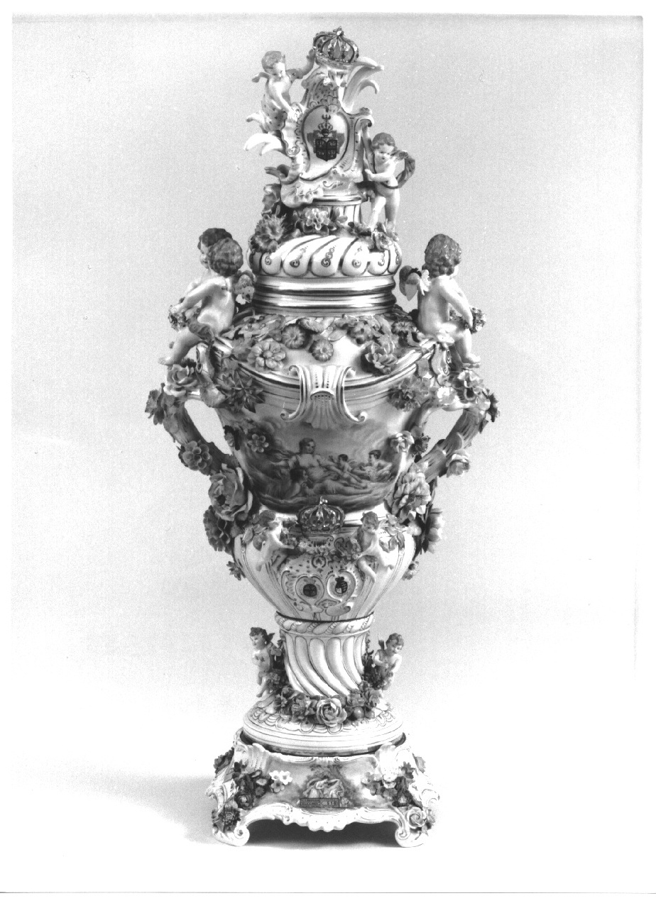 vaso, opera isolata - manifattura di Potschappel (seconda metà sec. XIX)