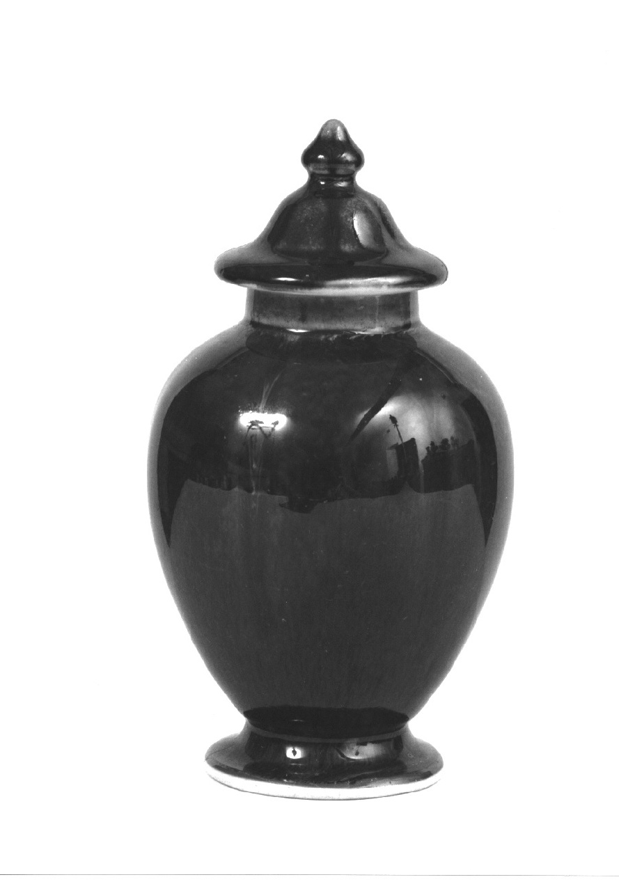 vaso, opera isolata - produzione italiana (ultimo quarto sec. XIX)