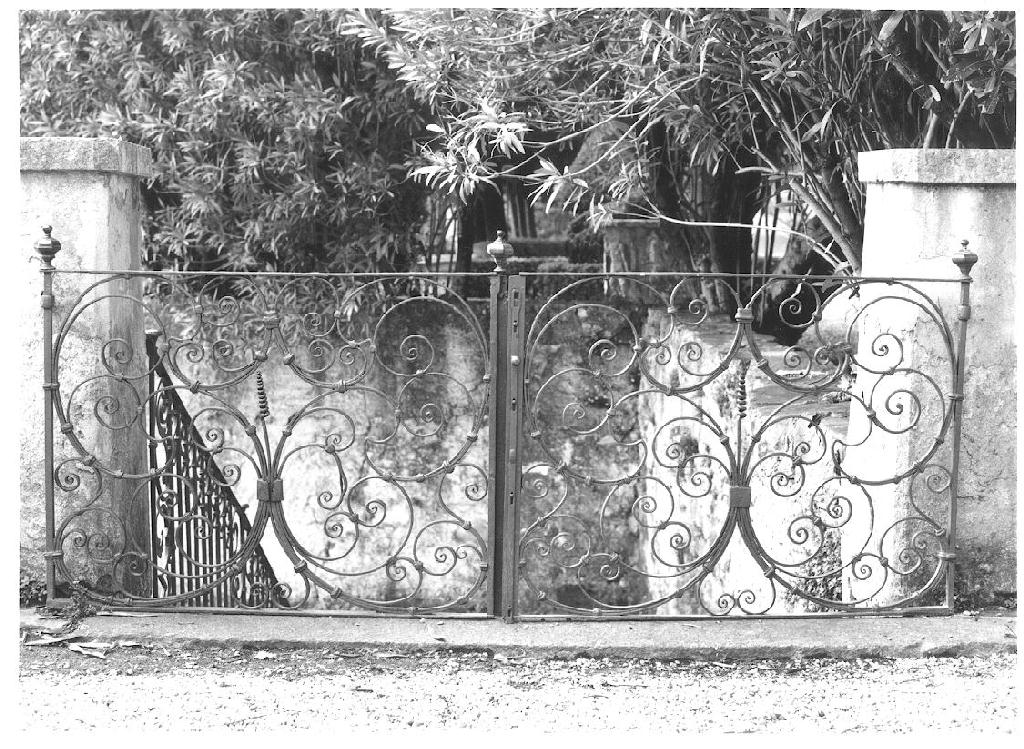 cancello, elemento d'insieme - ambito lombardo (seconda metà sec. XIX)