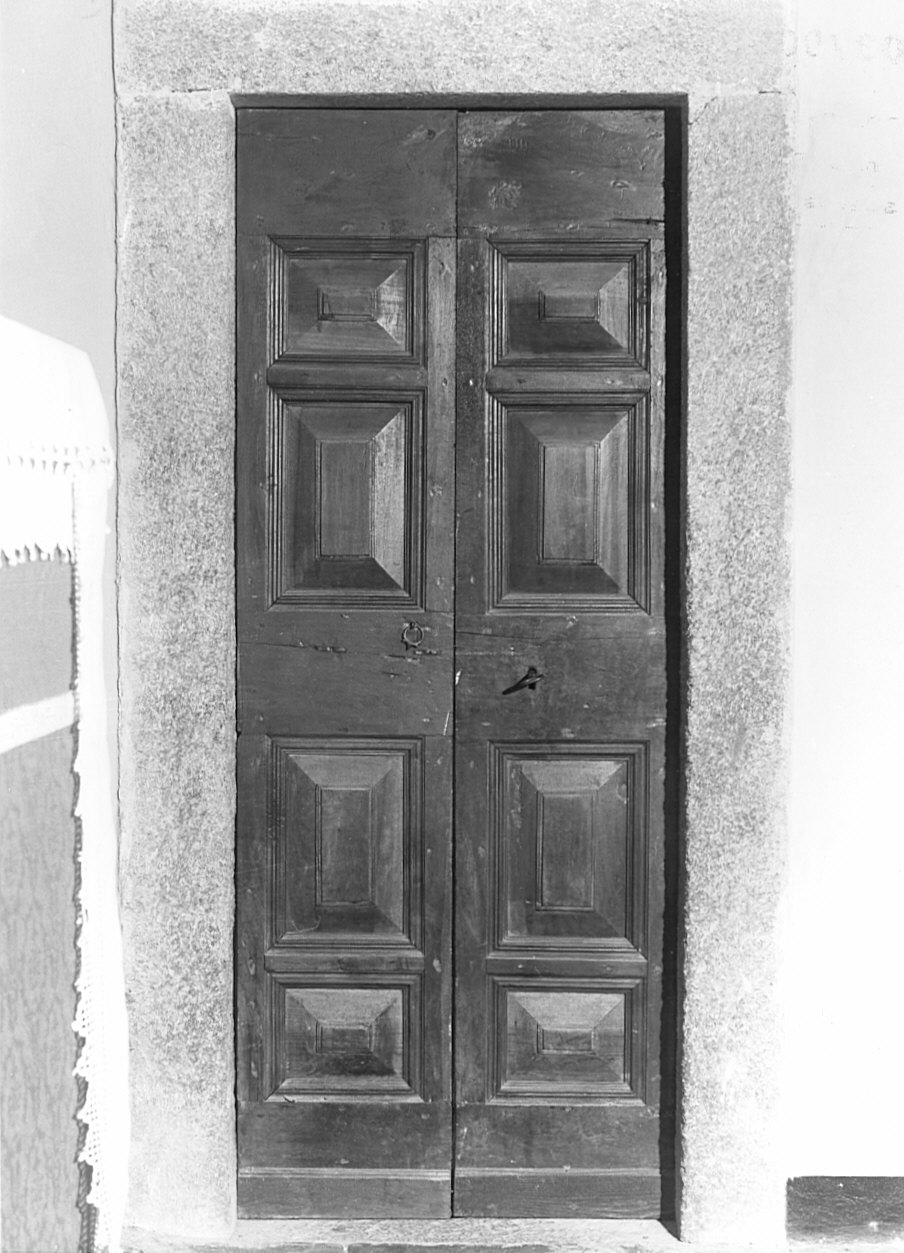 porta - a due battenti, opera isolata - bottega lombarda (sec. XVII)