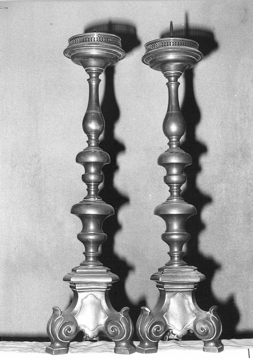 candeliere, serie - bottega lombarda (sec. XVIII)