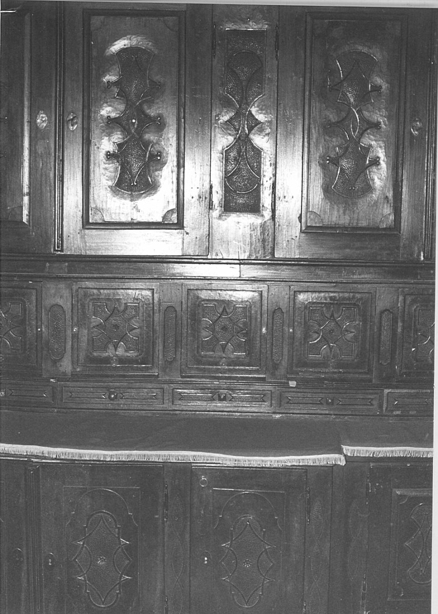 mobile da sacrestia con alzata, opera isolata - bottega lombarda (sec. XIX)