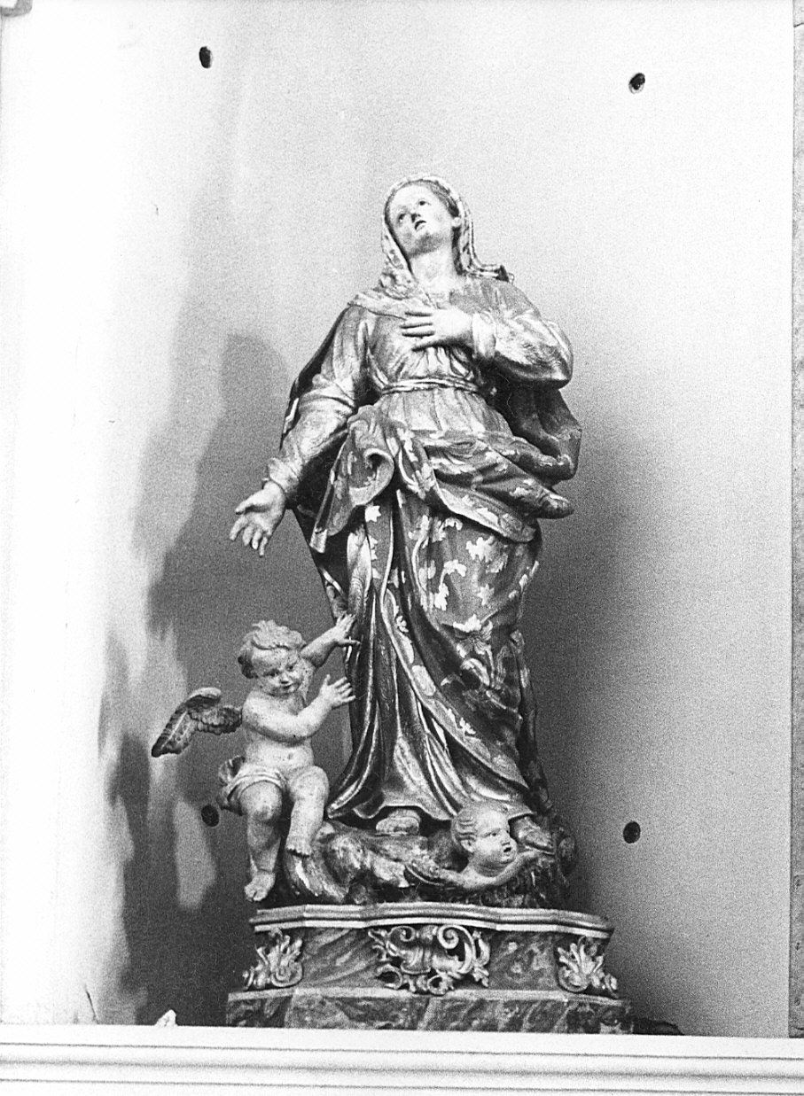 Madonna Assunta con angeli (gruppo scultoreo, opera isolata) - bottega lombarda (sec. XVIII)