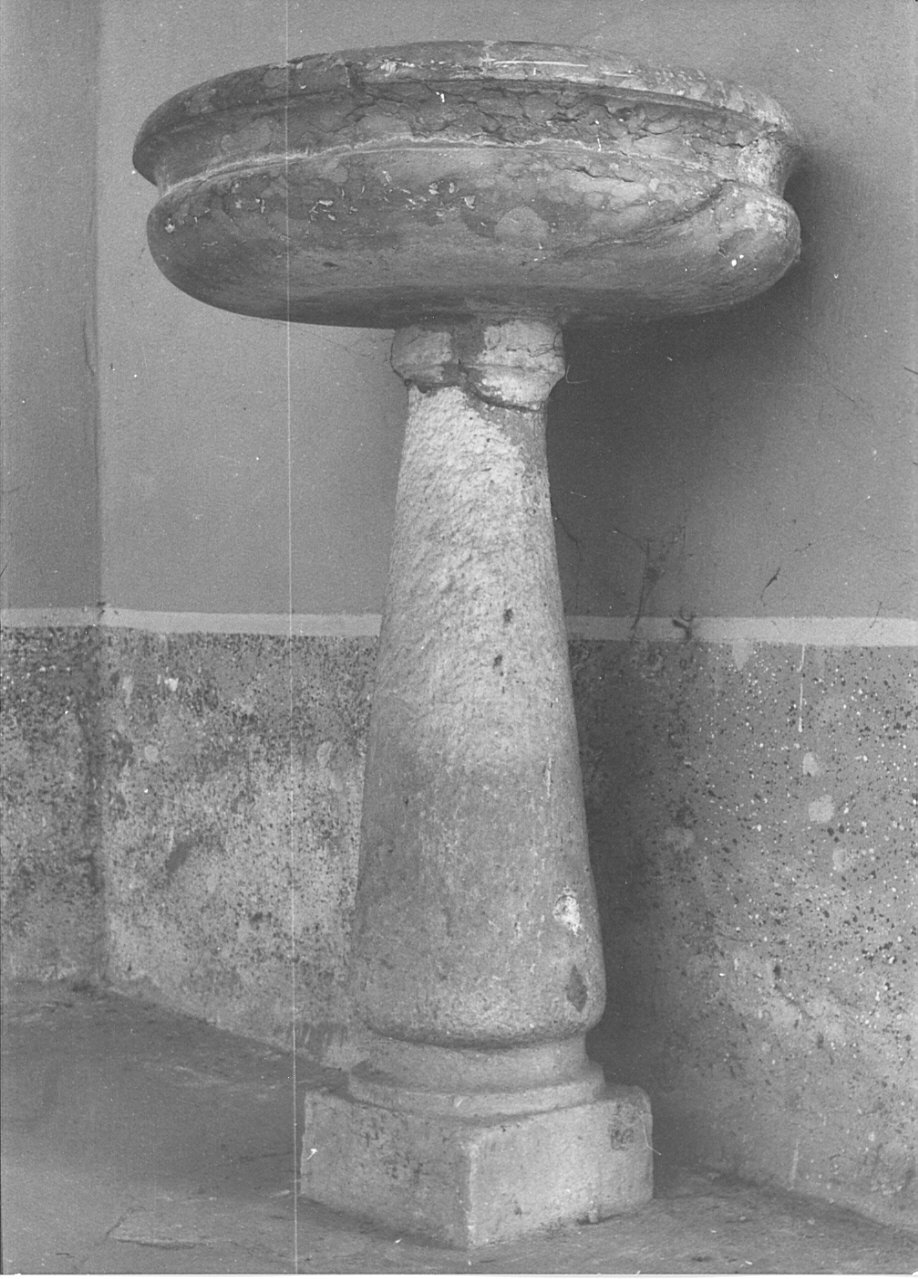 acquasantiera, opera isolata - bottega lombarda (sec. XVII)