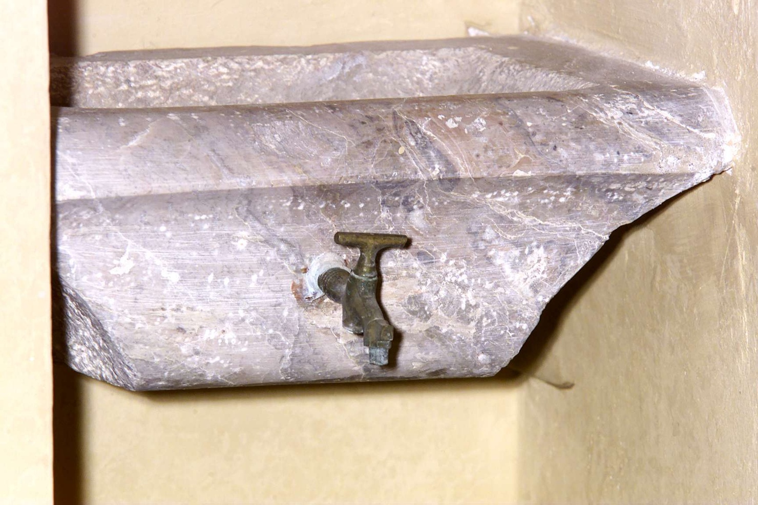 lavabo - a parete, opera isolata - bottega bergamasca (ultimo quarto sec. XVIII)