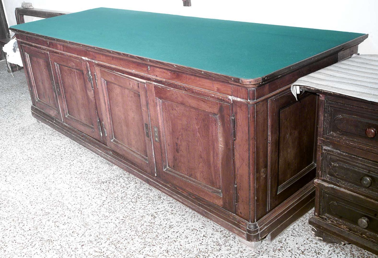 paratoio, opera isolata - bottega lombarda (primo quarto sec. XX)