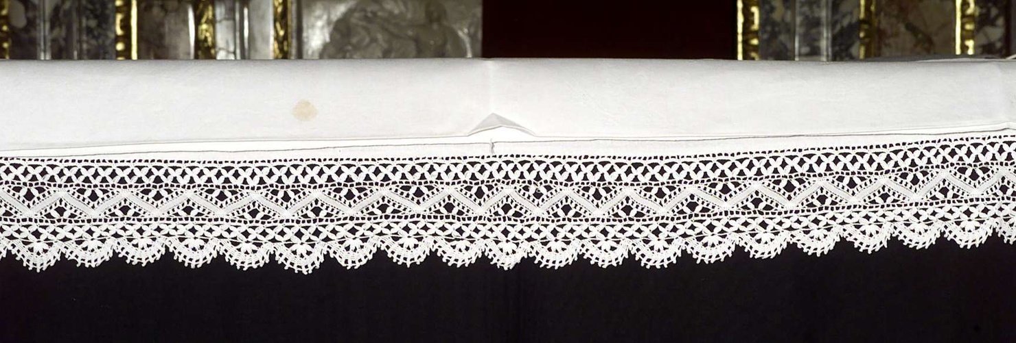 tovaglia d'altare, opera isolata - manifattura lombarda (metà sec. XX)