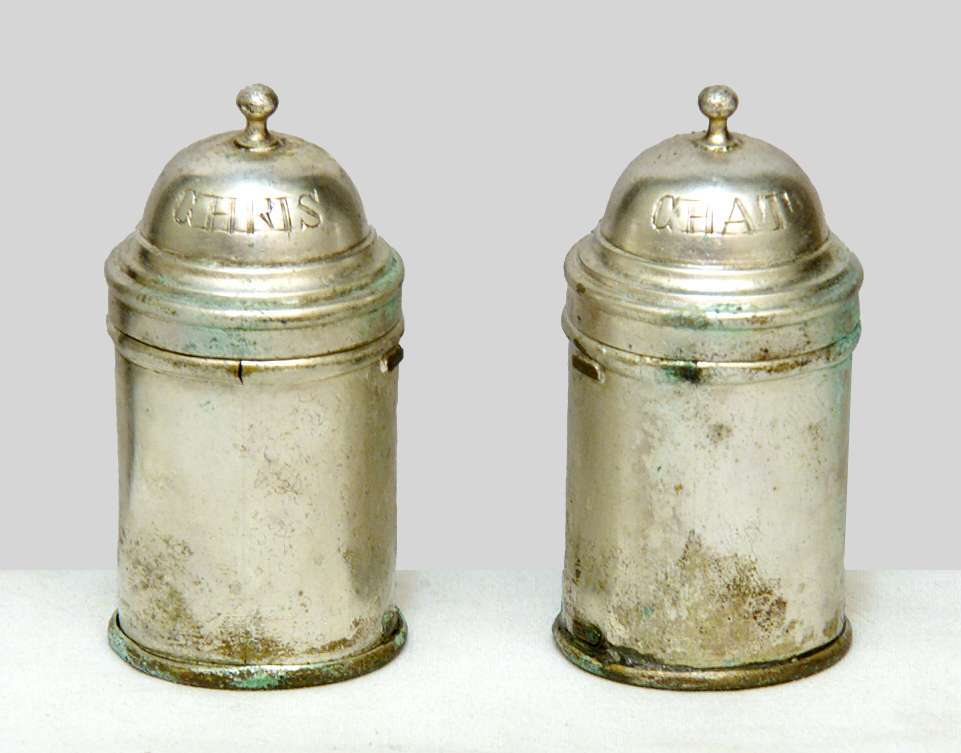 vasetti per oli santi, coppia - bottega lombarda (prima metà sec. XX)