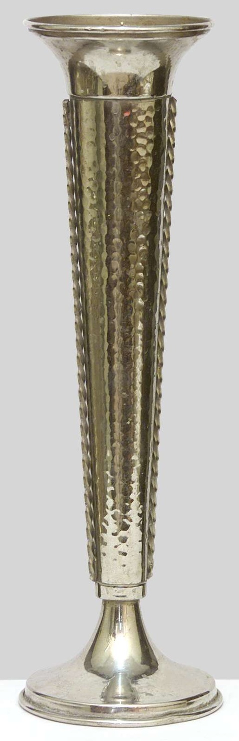 vaso da fiori, serie - bottega lombarda (terzo quarto sec. XX)