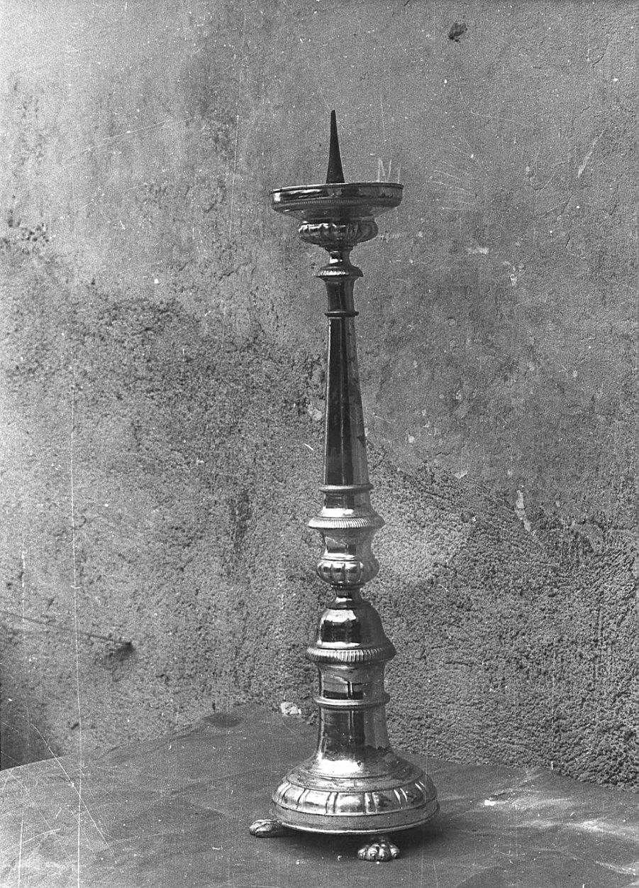 candeliere d'altare, coppia - bottega lombarda (secc. XVIII/ XIX)