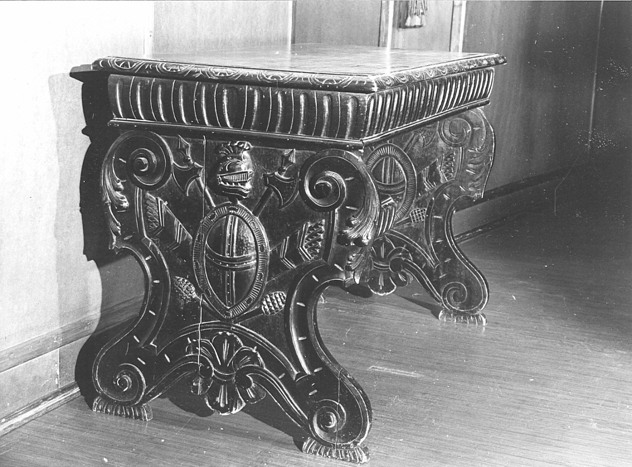 tavolo, opera isolata - bottega lombarda (fine/inizio secc. XIX/ XX)