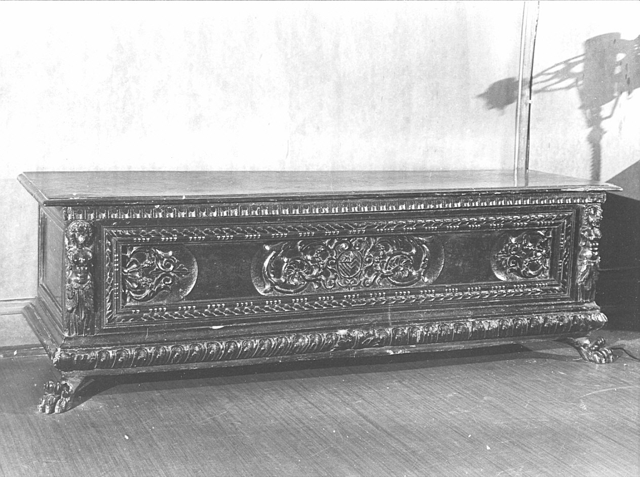 cassapanca, opera isolata - bottega lombarda (sec. XIX)