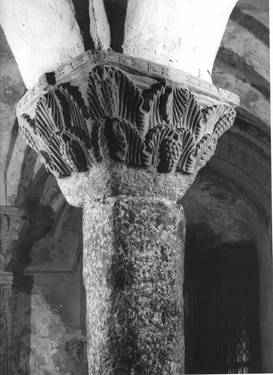capitello, serie - bottega italiana (sec. XI)