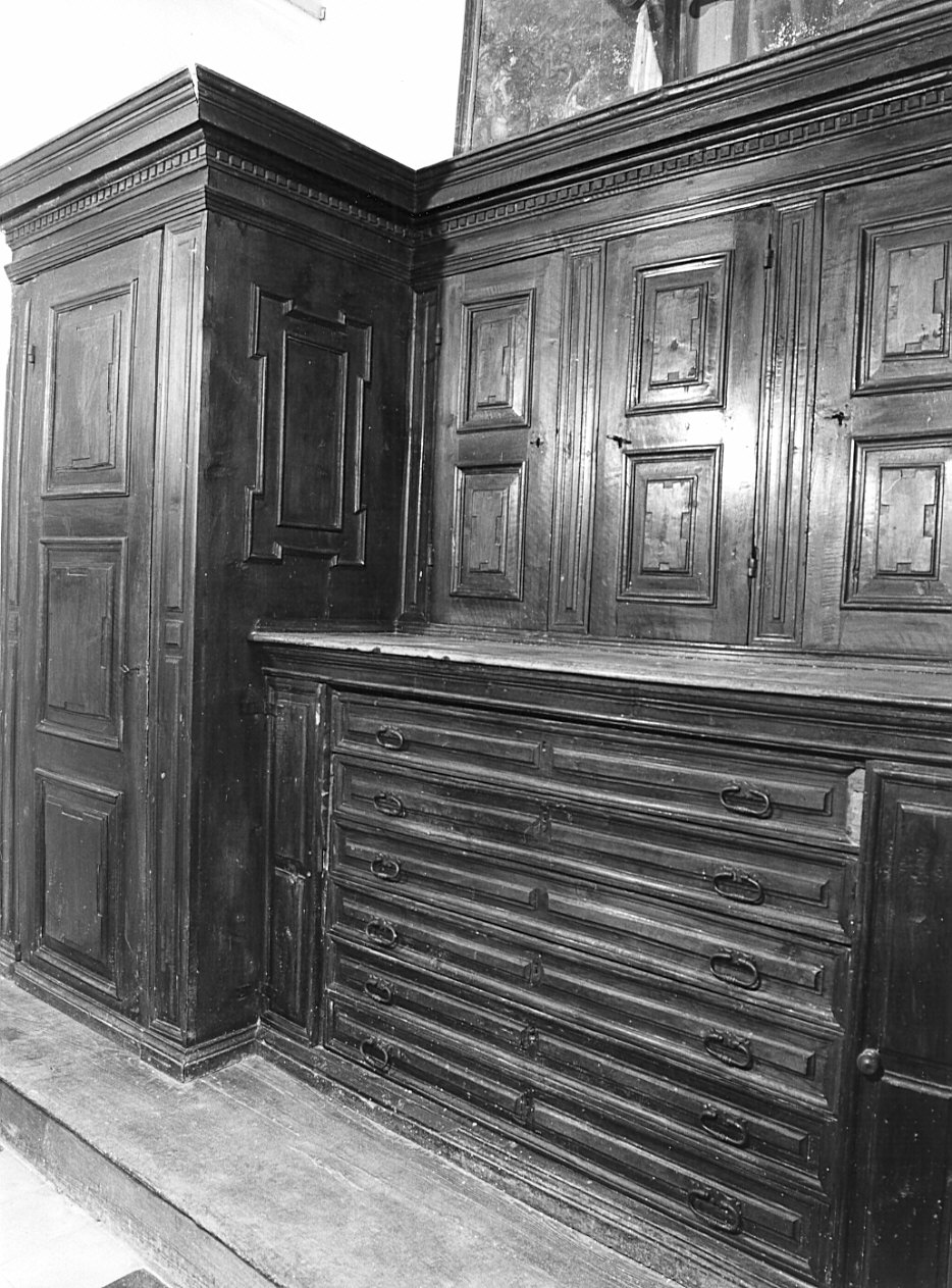 armadio da sacrestia, opera isolata - bottega lombarda (sec. XVII)