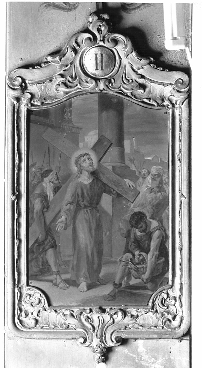 stazione II: Gesù caricato della croce (Via Crucis) di Morgari Luigi (sec. XX)