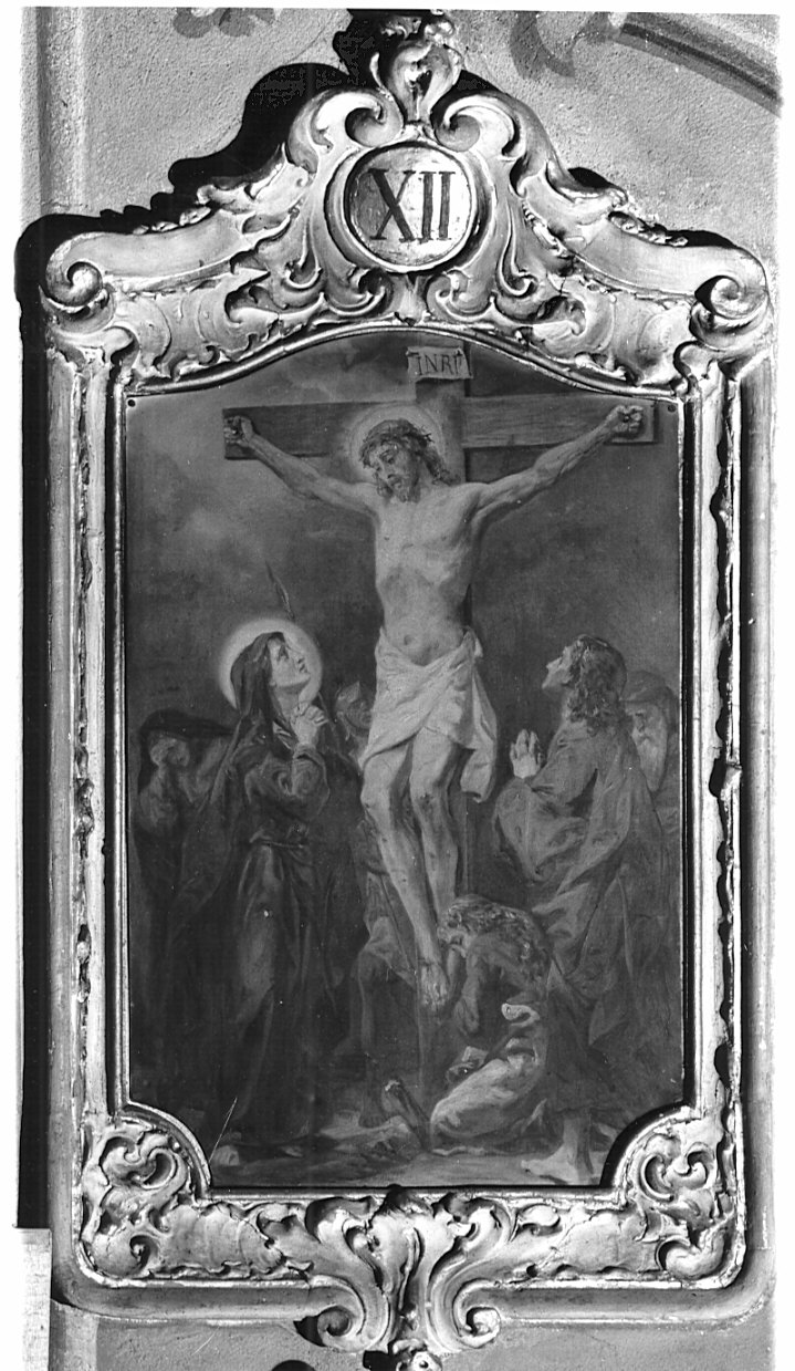 stazione XII: Gesù innalzato e morto in croce (Via Crucis) di Morgari Luigi (sec. XX)
