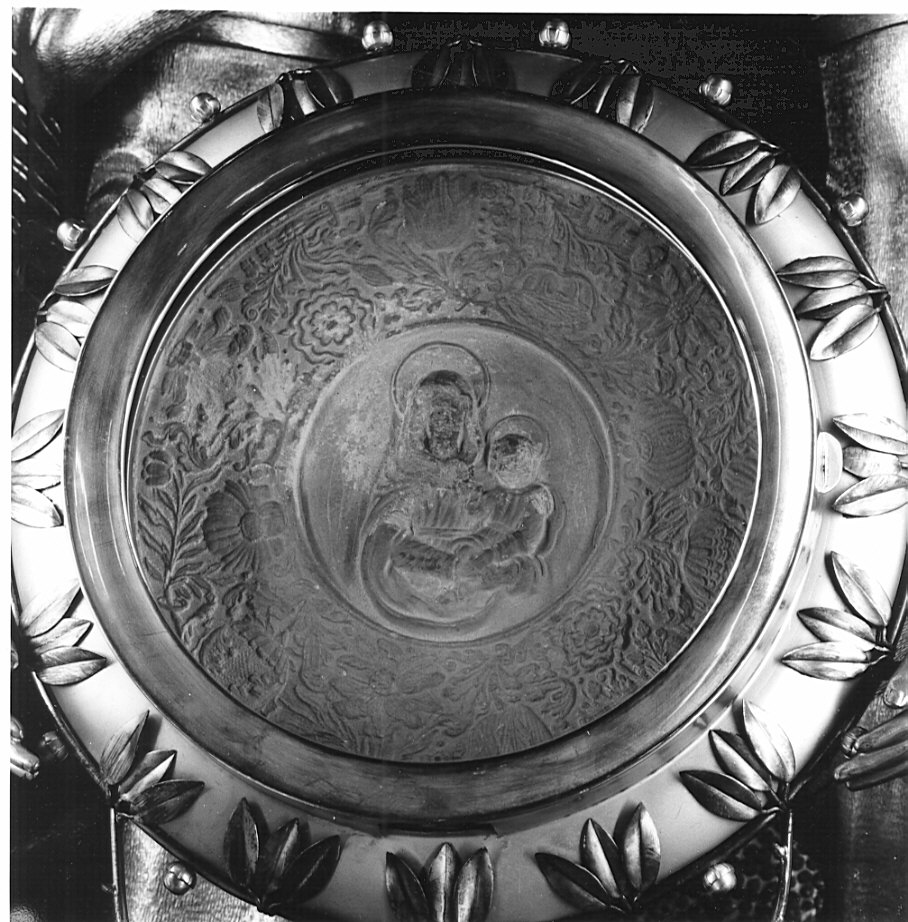 Madonna delle lacrime, Madonna con Bambino (rilievo) - bottega italiana (sec. XVII)