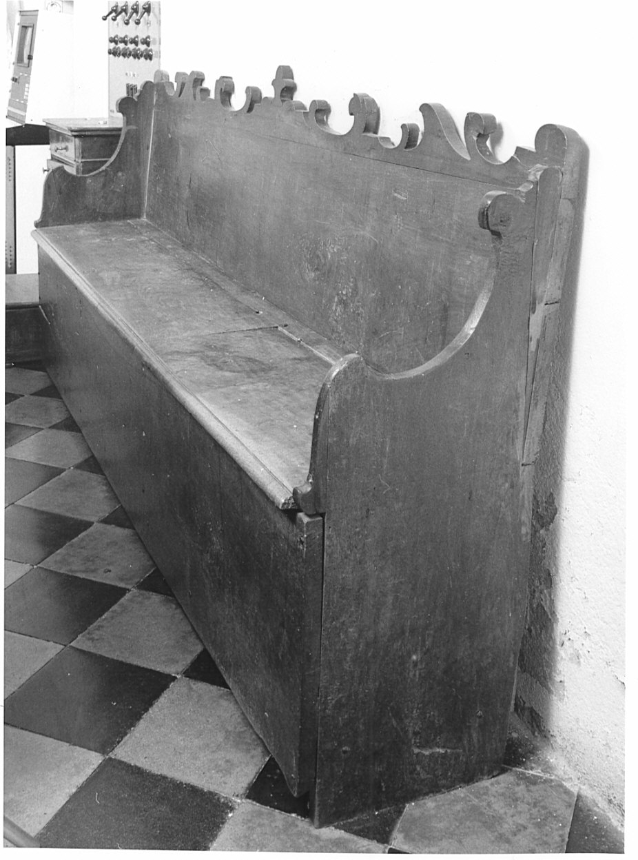 cassapanca, opera isolata - bottega lombarda (sec. XVIII)