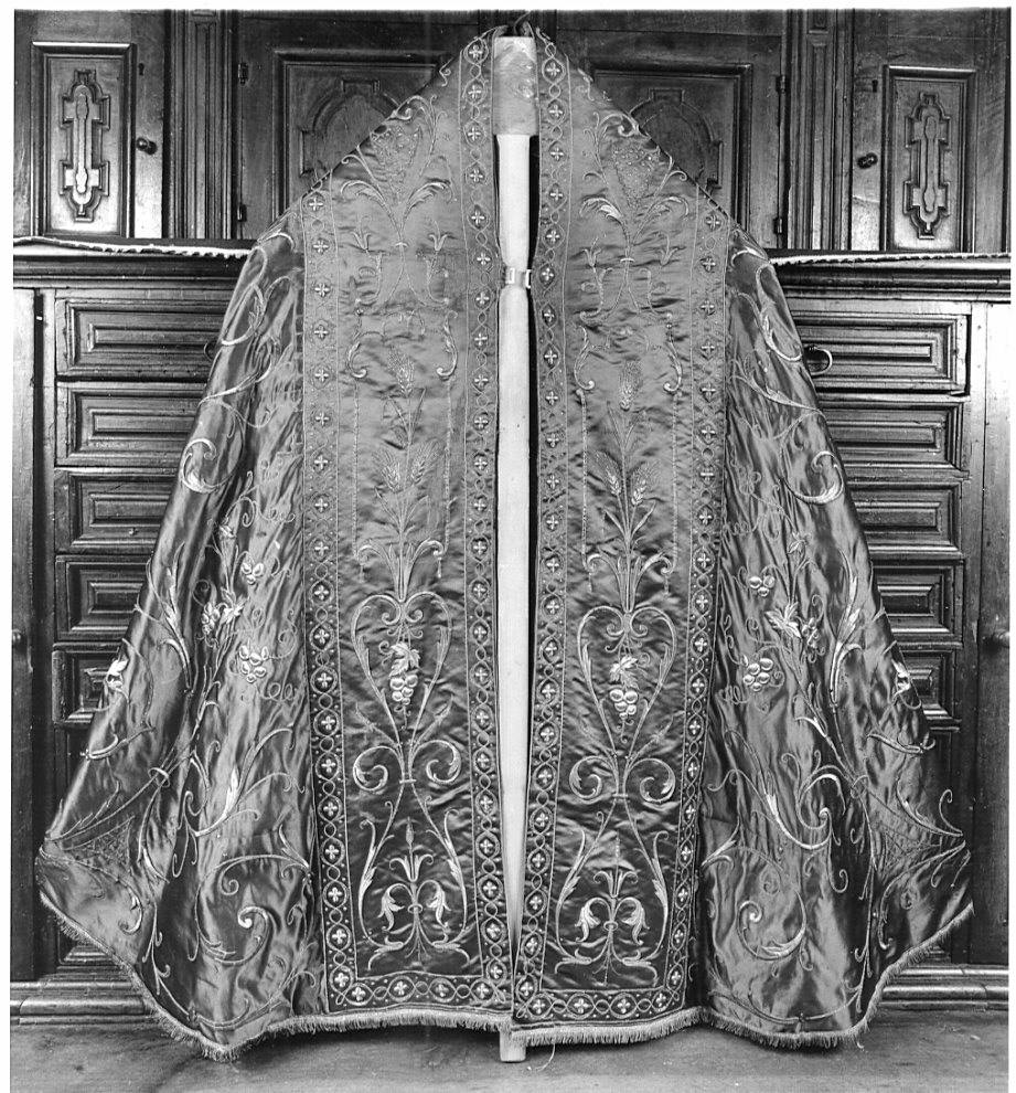 piviale, opera isolata - manifattura lombarda (prima metà sec. XX)