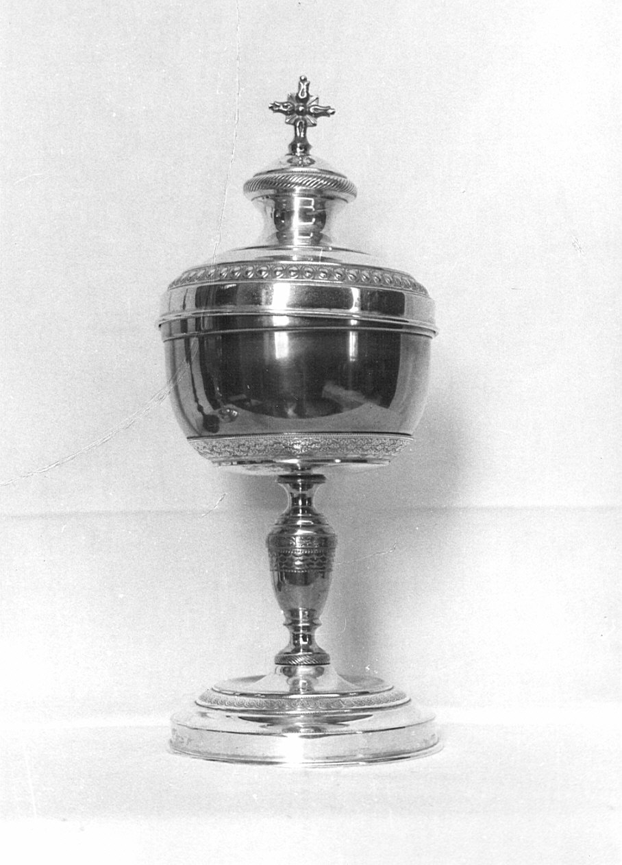 pisside, opera isolata - bottega lombarda (seconda metà sec. XIX)