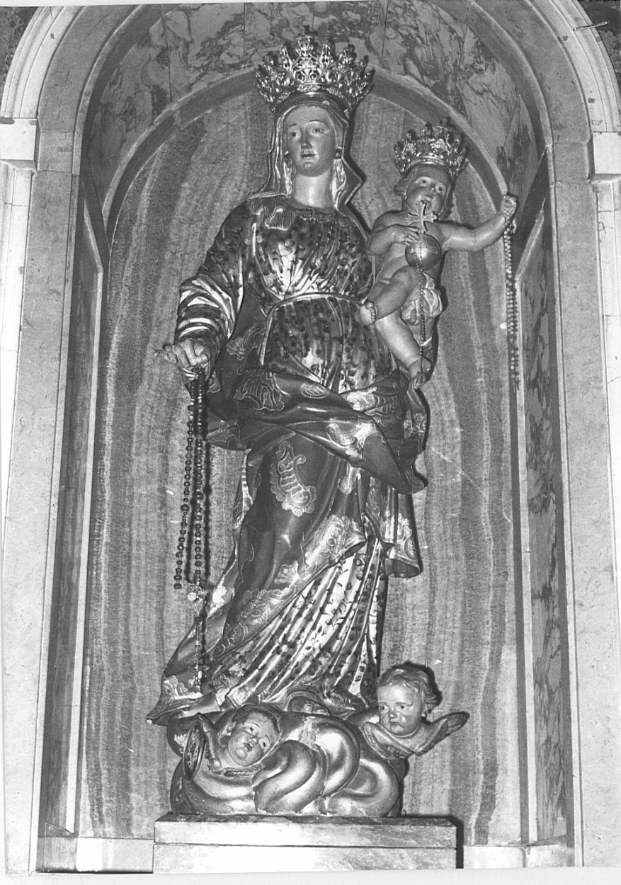Madonna con Bambino (statua, opera isolata) - bottega italiana (fine/inizio secc. XVII/ XVIII)