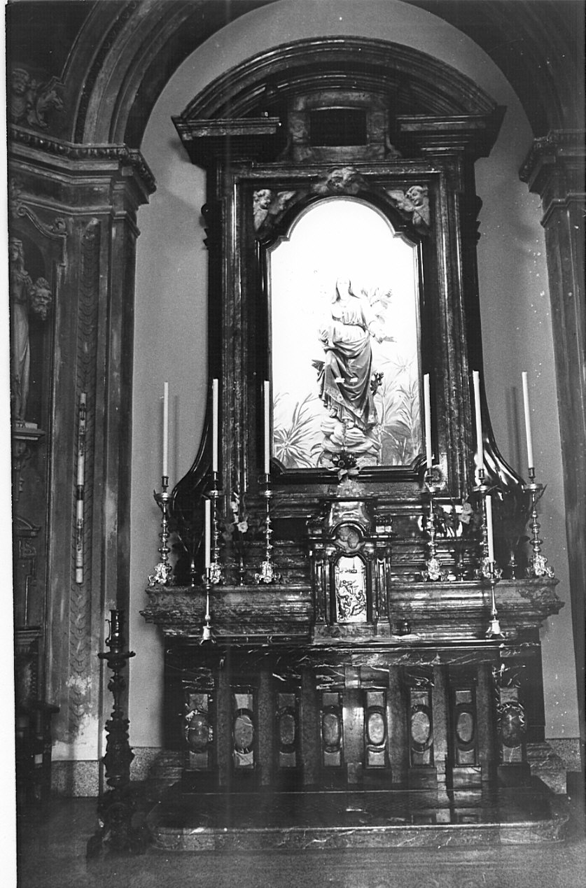 altare maggiore - bottega lombarda (prima metà sec. XVIII)