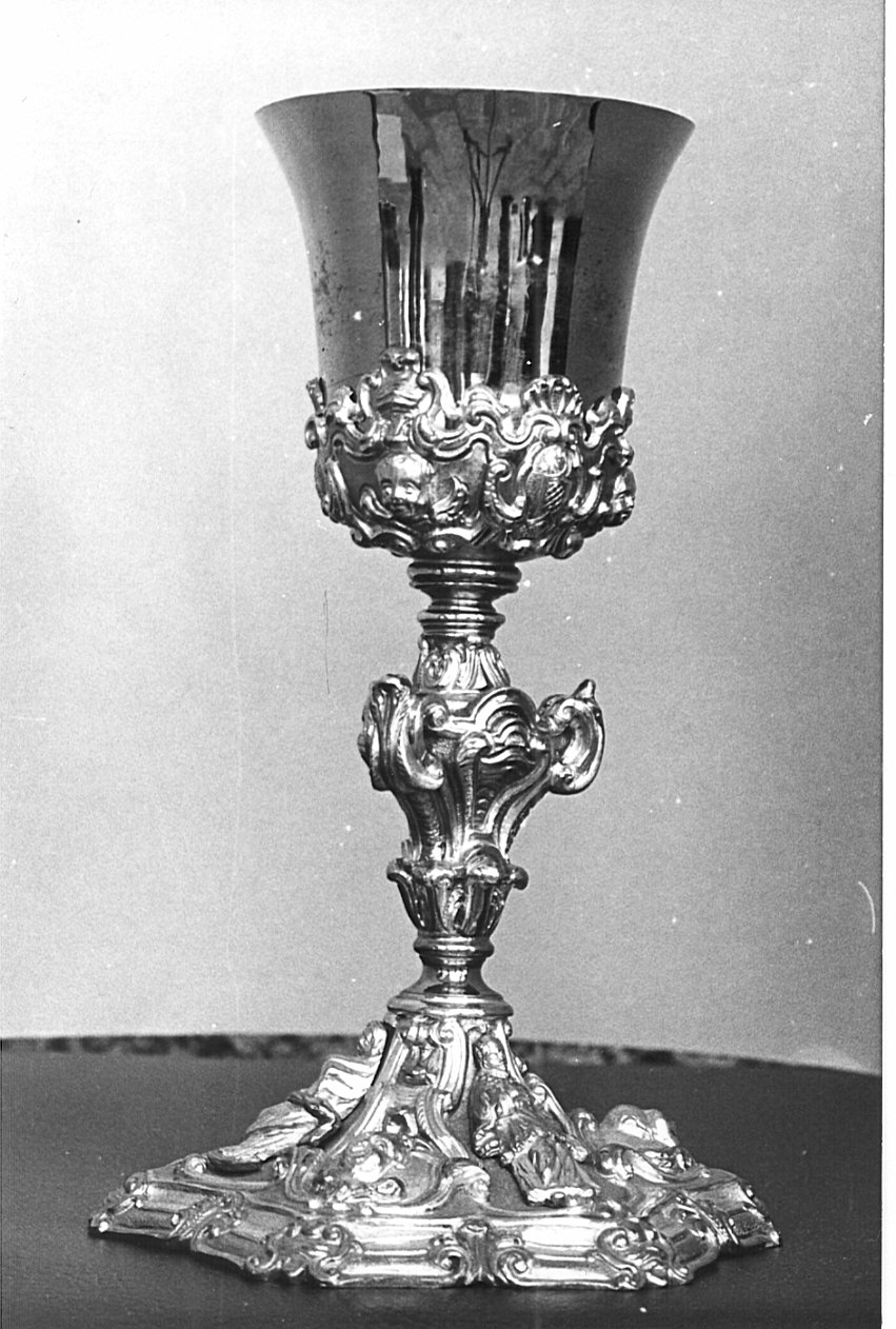 calice, opera isolata - bottega lombarda (fine/inizio secc. XVII/ XVIII)