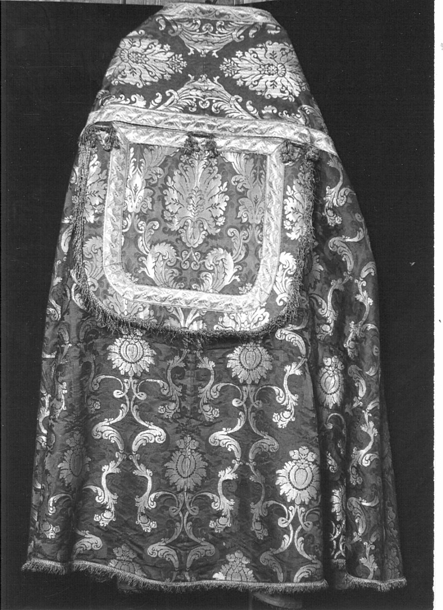 piviale, opera isolata - manifattura lombarda (sec. XIX)