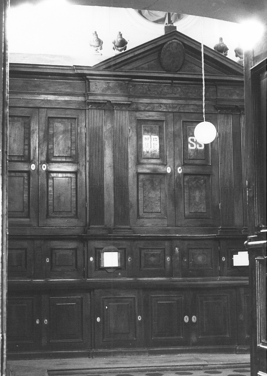 armadio da sacrestia, opera isolata - bottega lombarda (inizio sec. XIX)