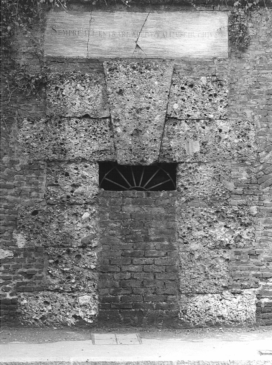 portale di Rougier Cirillo (sec. XIX)