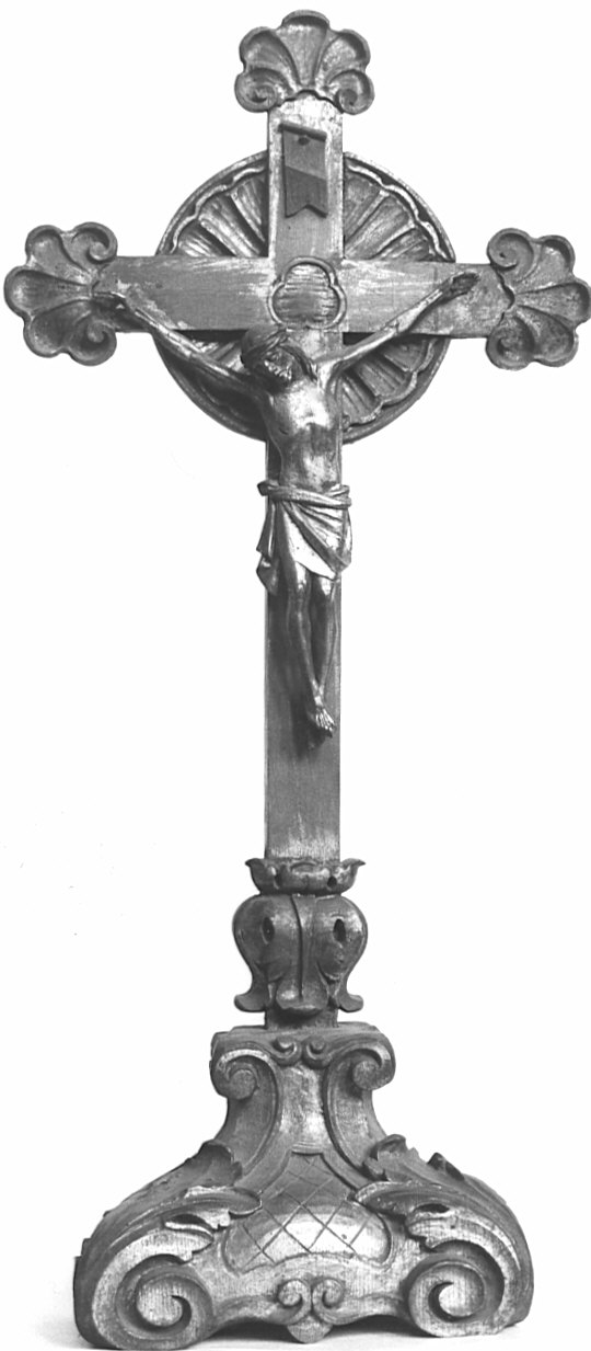 croce d'altare, opera isolata - bottega della Val Gardena (fine/inizio secc. XIX/ XX)