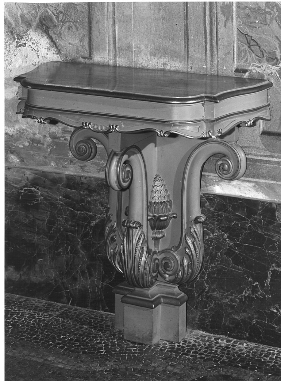 console - bottega lombarda (inizio sec. XX)