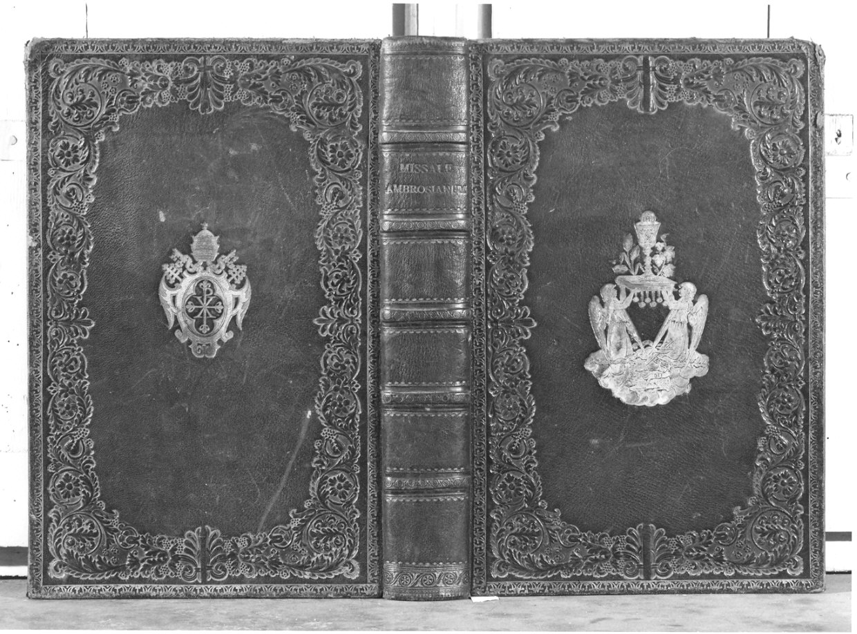 coperta di libro liturgico, opera isolata - bottega lombarda (sec. XVIII, sec. XIX)