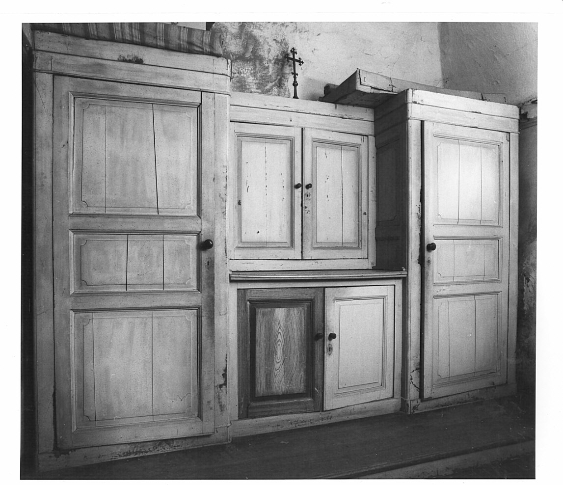 armadio da sacrestia, opera isolata - bottega lombarda (seconda metà sec. XIX)