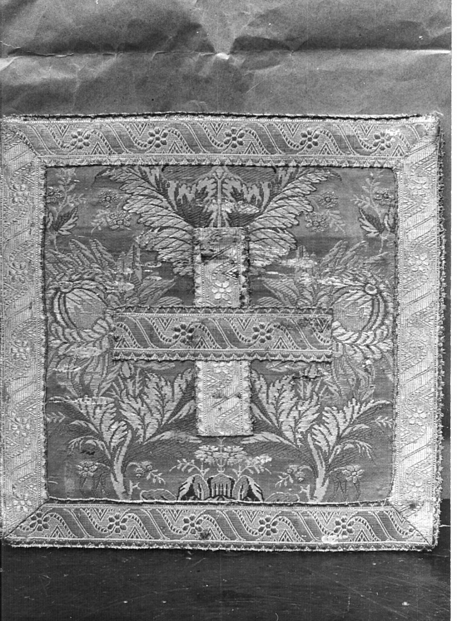 borsa del corporale, opera isolata - manifattura lombarda (sec. XVIII)