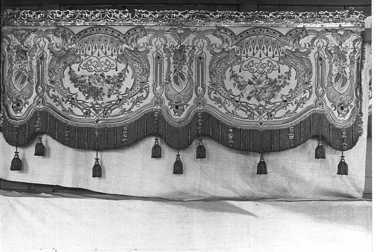 baldacchino processionale - a cielo rigido, opera isolata - manifattura lombarda (sec. XIX)