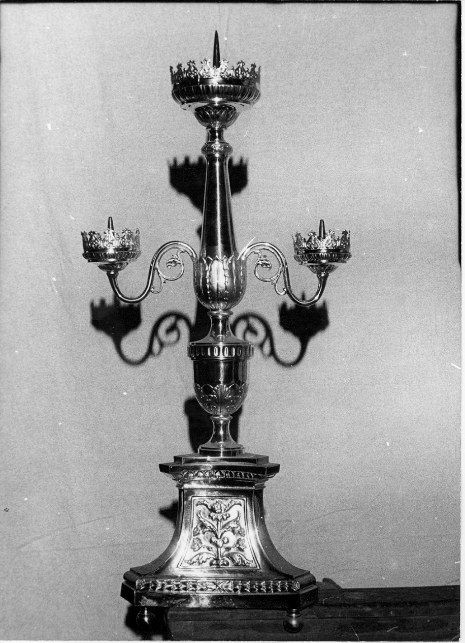 candelabro da chiesa, serie - bottega lombarda (fine/inizio secc. XVIII/ XIX)